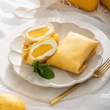 Mango Crepe Roll